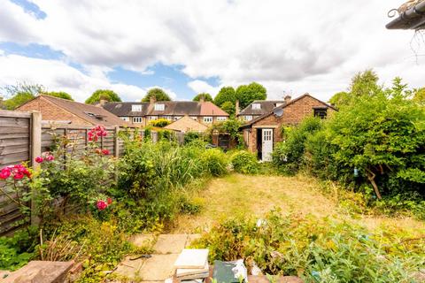 undefined, Princes Gardens, Acton, London, W3