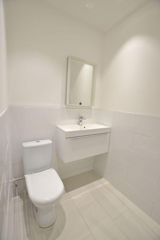 Shower Room (Photos