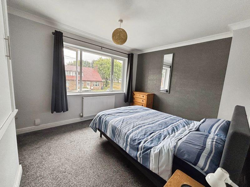 Bedroom   1