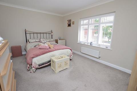 5 Brookside Place, Woodhall Spa, LN10 6AD