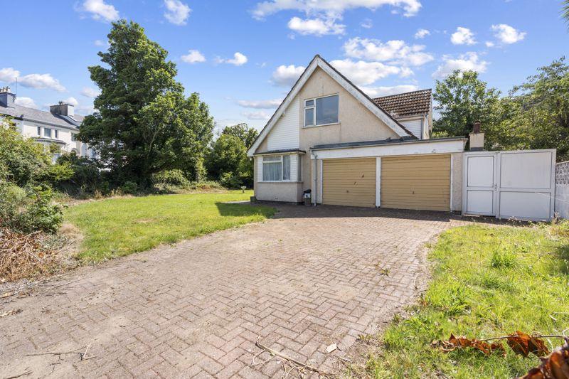 1 Ballure Grove