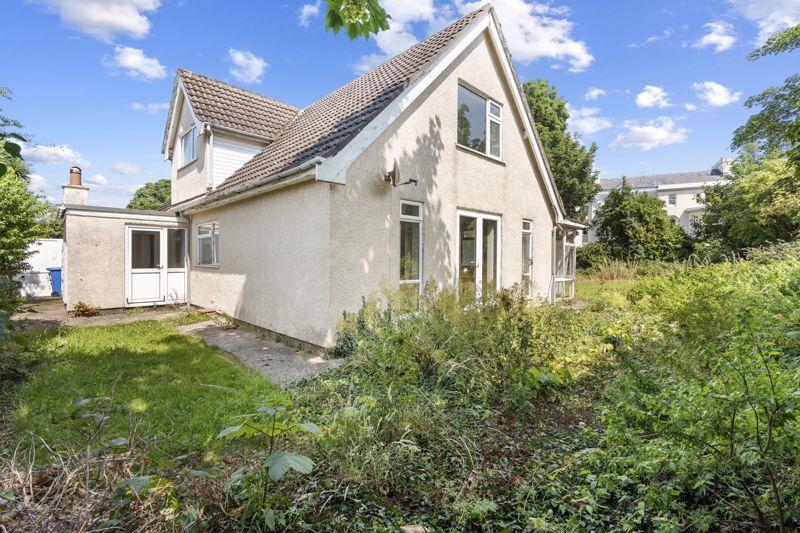 1 Ballure Grove