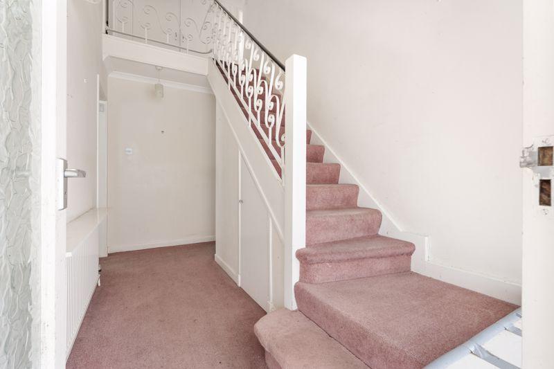 1 Ballure Grove