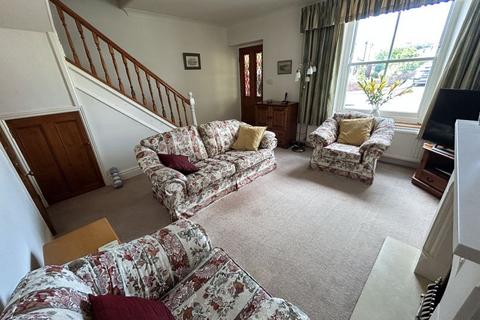 2 bedroom cottage for sale, Maesgwyn Road, Penrhyn Bay