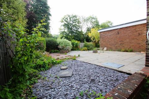 undefined, Lyminge, Offers in Excess of £400,000