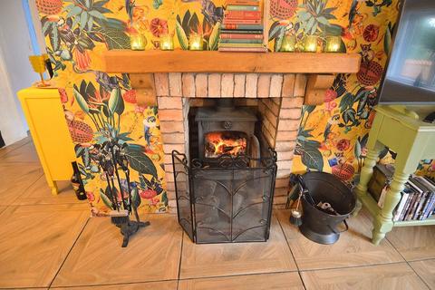 2 bedroom cottage for sale, Chestnut Cottage, 23 Main Road, Toynton All Saints