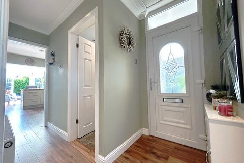 4 bedroom semi-detached bungalow for sale, Longmead Avenue, Ashton-in-Makerfield, Wigan, WN4 8SQ