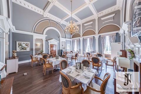 2 bedroom apartment for sale, Two Bedroom Retirement Apartment, Cannon Hill, Southgate, N14