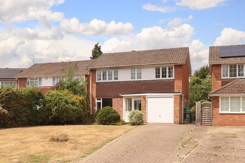 12 Bartel Close, Hemel Hempstead, HP3 8LX