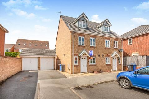 3 bedroom semi-detached house to rent, Hobson Drive, Spondon, DE21