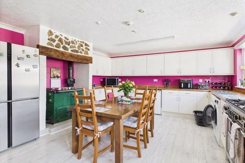 undefined, Brea, Camborne - Spacious detached bungalow with land