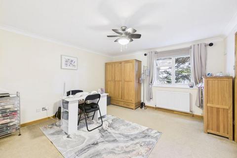 Boskenna Polsethow, Penryn, TR10 8PA