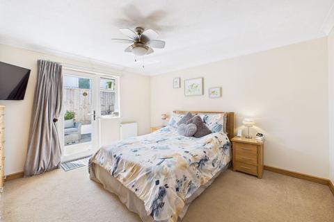 Boskenna Polsethow, Penryn, TR10 8PA