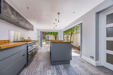 5 bedroom terraced house for sale, Waverley Road, Southsea