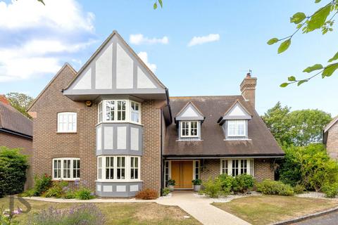 5 bedroom detached house for sale, First Avenue, Worthing BN14