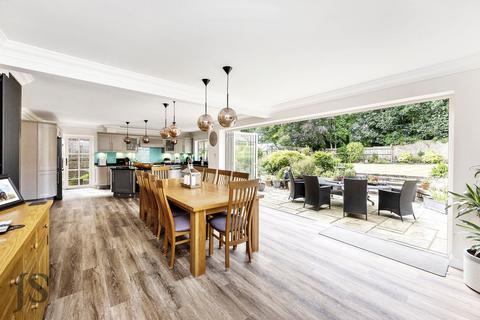 5 bedroom detached house for sale, First Avenue, Worthing BN14