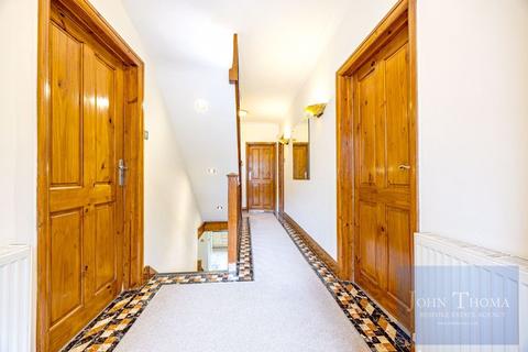 7 bedroom detached house for sale, Manor Road, Chigwell IG7