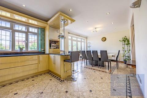7 bedroom detached house for sale, Manor Road, Chigwell IG7