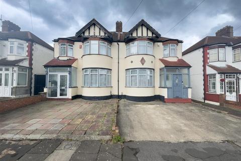 6 bedroom semi-detached house for sale, Danehurst Gardens, Redbridge
