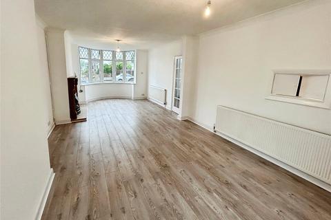 3 bedroom semi-detached house to rent, Dillotford Avenue, Styvechale, Coventry, CV3