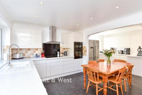 5 bedroom detached house for sale, Crescent Drive North, Brighton BN2