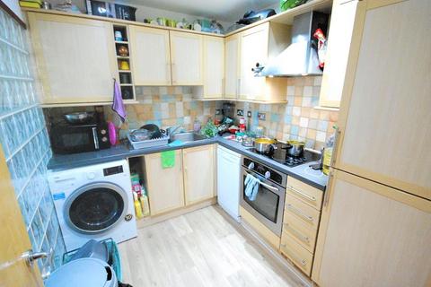 2 bedroom flat for sale, BLUEPOINT COURT, 203 STATION ROAD, HARROW, HA1 2TS