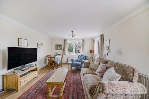 2 bedroom apartment for sale, Bradbury Court, Raynes Park SW20