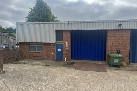 Warehouse to rent, Chilton Rd Chesham HP5 2AU