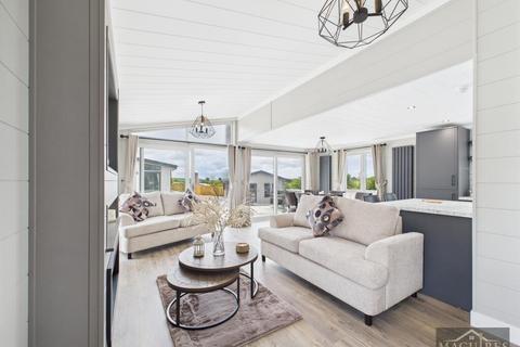undefined, 11 Pendine Grovelands Park, St Clears SA33