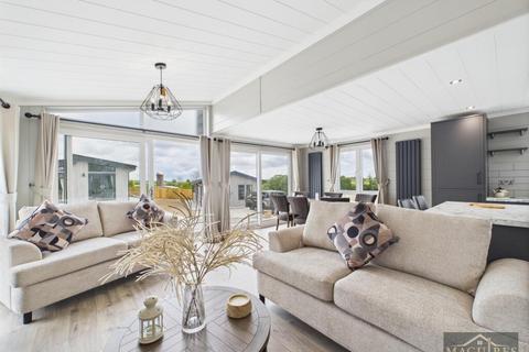 undefined, 11 Pendine Grovelands Park, St Clears SA33