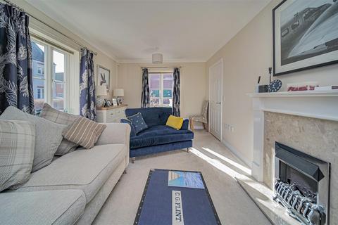 25 Britannia Close, Bowerhill, Melksham, SN12 6WB
