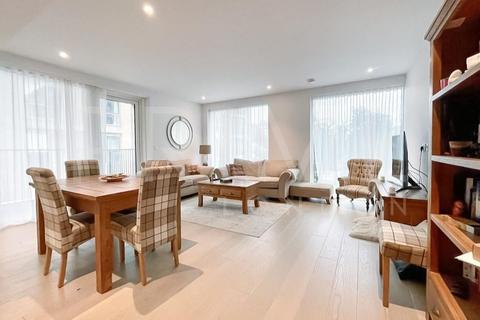 2 bedroom apartment to rent, Fairwater House, Chelsea Creek SW6