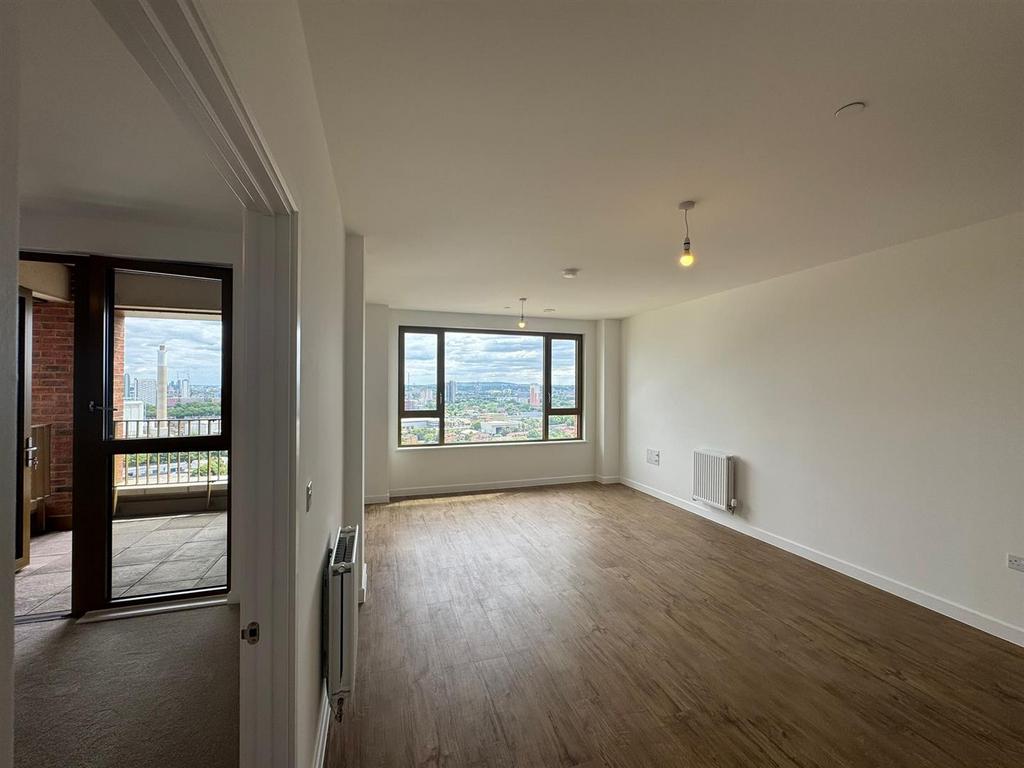 Whats App Image 2025-07-17 at 16.23.45 (2).jpeg