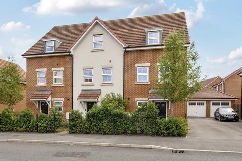 19 Chapman Drive, Binfield, Bracknell, RG42 4FT