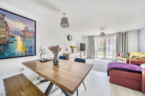 19 Chapman Drive, Binfield, Bracknell, RG42 4FT
