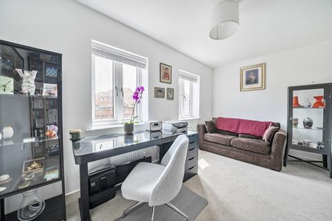 19 Chapman Drive, Binfield, Bracknell, RG42 4FT