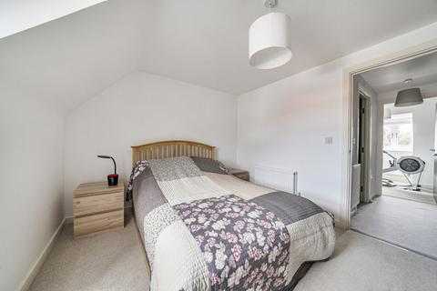 19 Chapman Drive, Binfield, Bracknell, RG42 4FT
