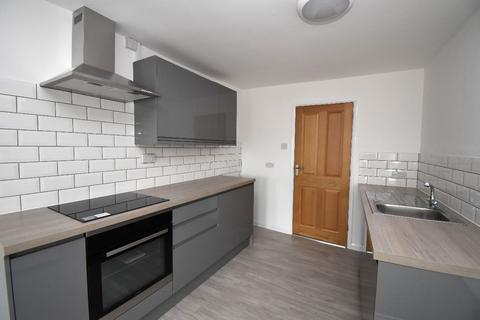 2 bedroom flat to rent, Flat ,  Fore Street, Okehampton