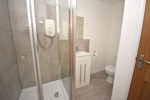 2 bedroom flat to rent, Flat ,  Fore Street, Okehampton