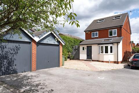 4 bedroom detached house for sale, Crabtree Way, Tingley, Wakefield, West Yorkshire
