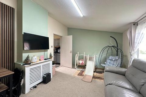 2 bedroom bungalow to rent, Lexham Street, Leicester