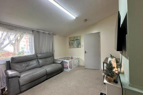 2 bedroom bungalow to rent, Lexham Street, Leicester