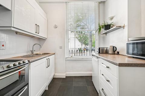 Flat for sale, Gloucester Street, London, SW1V
