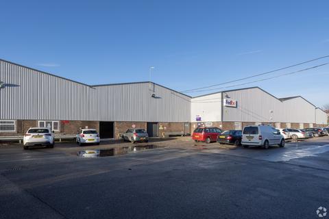 Distribution warehouse to rent, Brookhouse Rd Newcastle Under Lyme ST5 7RU