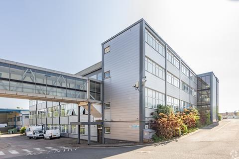 Distribution warehouse to rent, Southwalk Mitcheldean GL17 0SZ