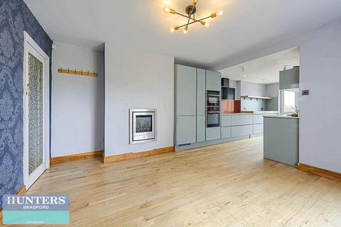 3 bedroom semi-detached house for sale, Hunsworth Lane East Bierley, Bradford, West Yorkshire, BD4 6PU