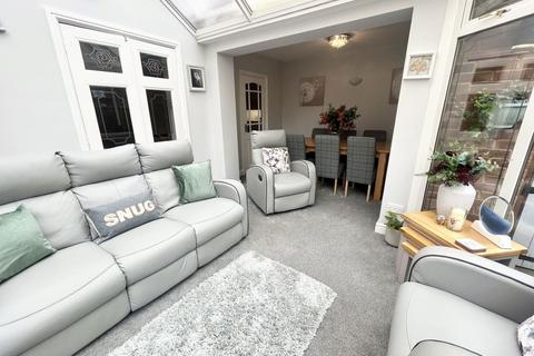 7 Beaumont Drive, Brierley Hill, DY5 2RT