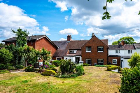 3 bedroom semi-detached house for sale, Little Hay Lane, Lichfield WS14