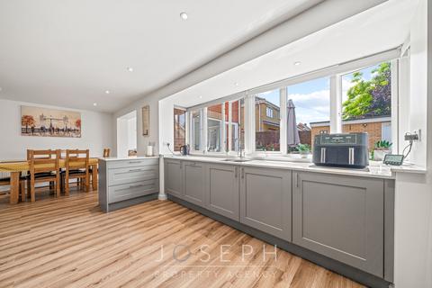 4 bedroom detached house for sale, Morgan Drive, Ipswich, IP1