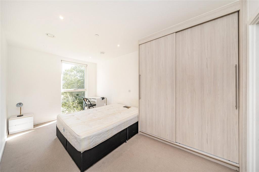 Apartment in London - View 4